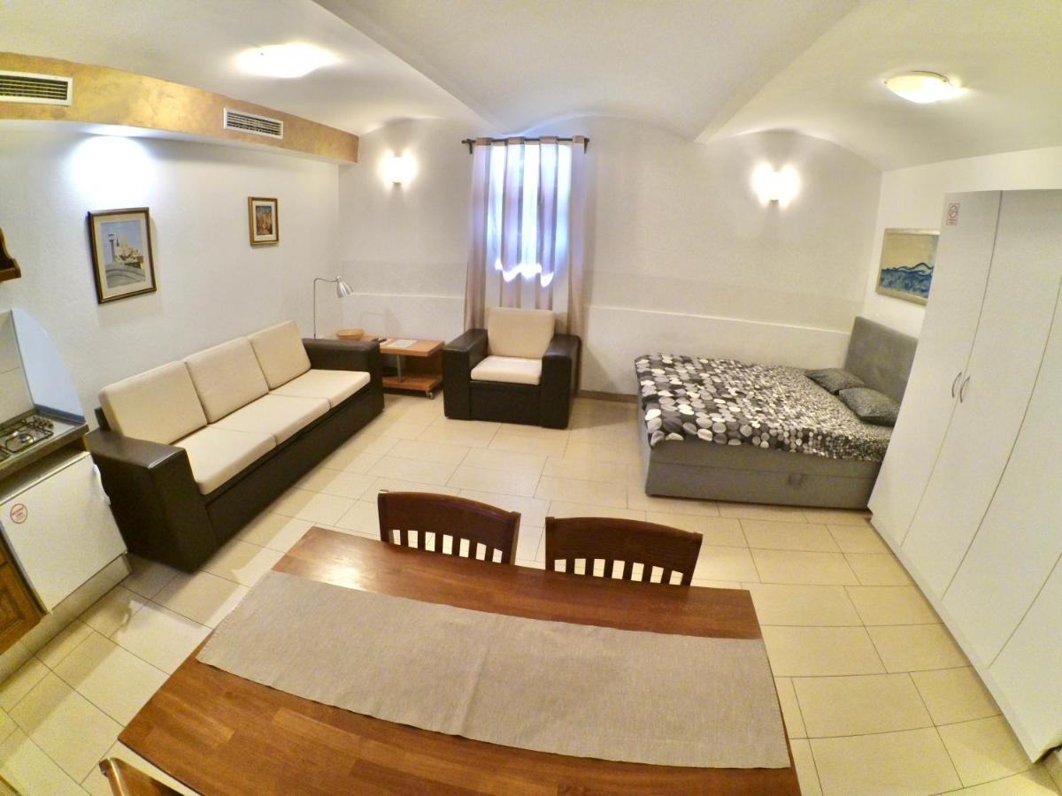 Carla Studio Apartment Zágráb Kültér fotó