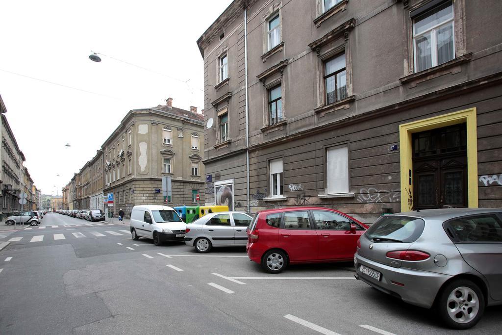 Carla Studio Apartment Zágráb Szoba fotó
